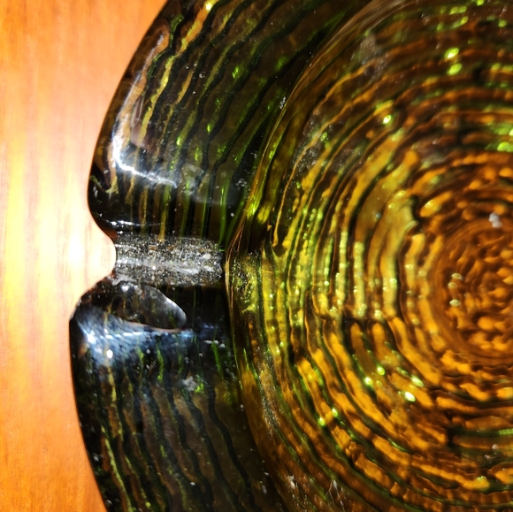 Vintage Green Pressed Ashtray - Picture 3 of 11